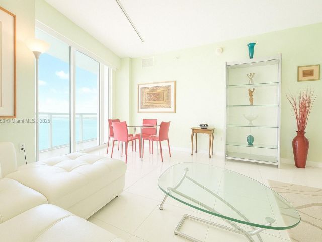 Apartment for sale  Unit #2404 - photo 5928584