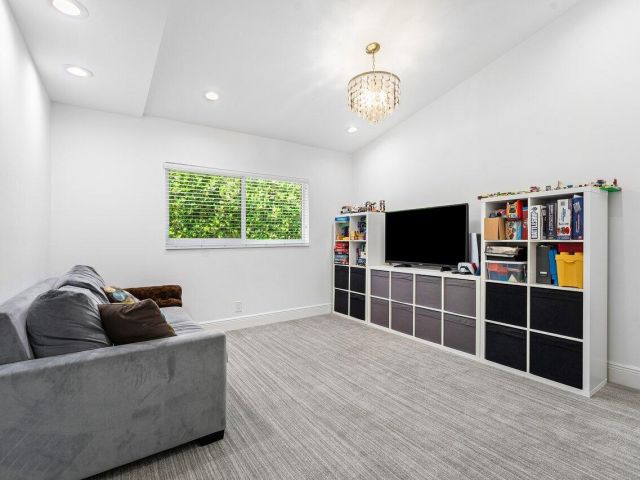 Home for sale at 7700 NE Spanish Trail Court - photo 6017499