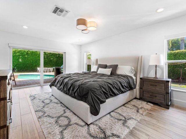 Home for sale at 7700 NE Spanish Trail Court - photo 6017504