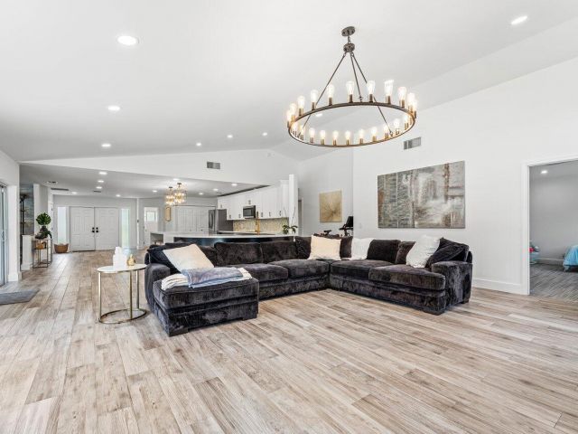 Home for sale at 7700 NE Spanish Trail Court - photo 6017506