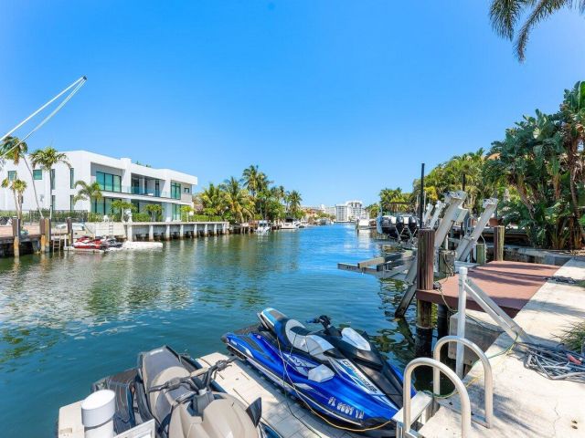 Home for sale at 7700 NE Spanish Trail Court - photo 6017515