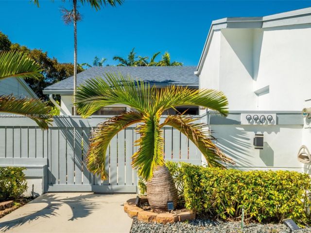 Home for sale at 9909 NW 52nd Ln - photo 5859257