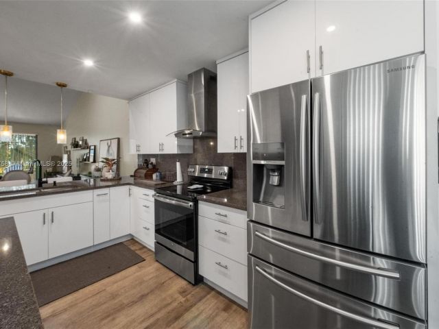 Home for sale at 9909 NW 52nd Ln - photo 5859270