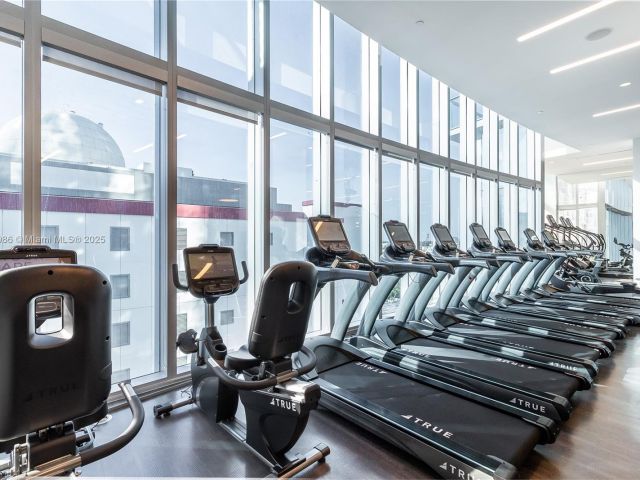 Apartment for sale  Unit #1102 - photo 5923457