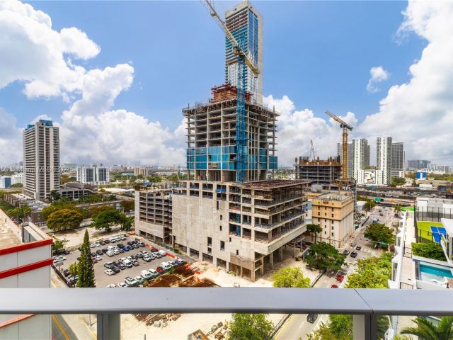 Apartment for sale  Unit #1102 - photo 5923460