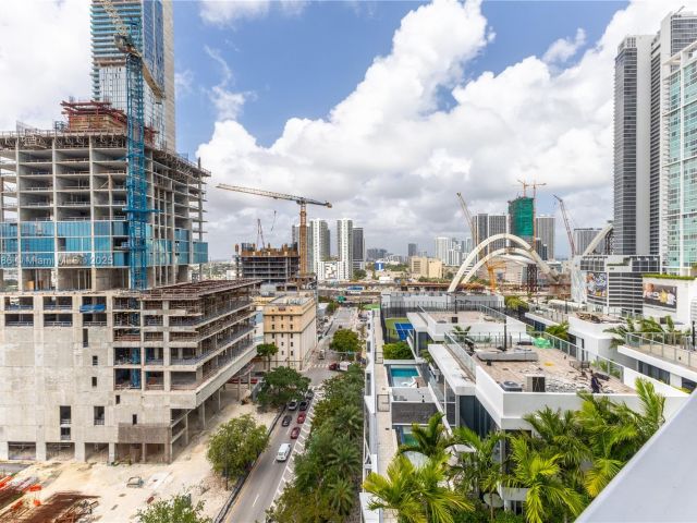 Apartment for sale  Unit #1102 - photo 5923463