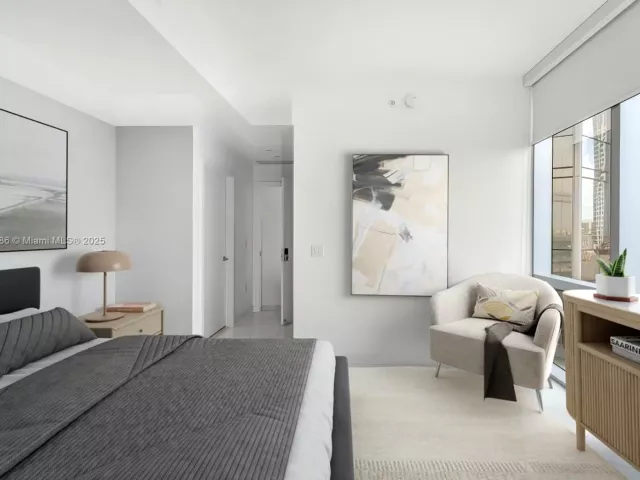 1-bedroom condo for sale in Miami - 851 NE 1st Ave 1102 - MondialRealty