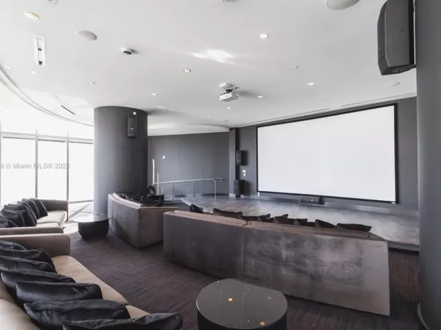 1-bedroom condo for sale in Miami - 851 NE 1st Ave 1102 - MondialRealty