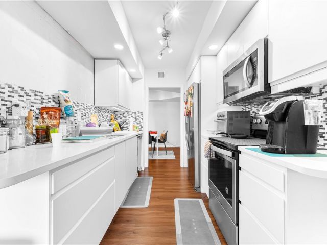 Apartment for sale  Unit #3F - photo 5933978