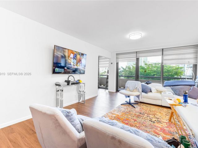 Apartment for sale  Unit #3F - photo 7505576