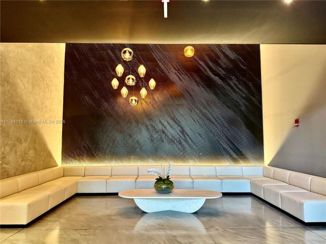 Apartment for rent  Unit #3208 - photo 6007432