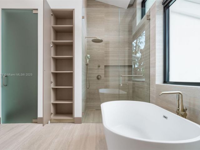 Home for sale at 510 NE 52nd St - photo 5930399