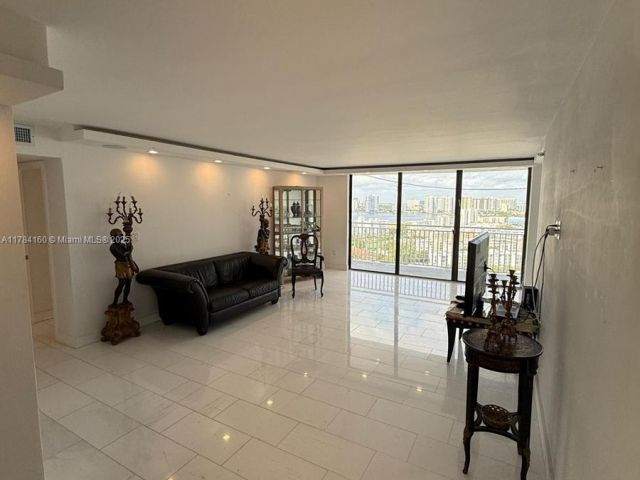 Apartment for sale  Unit # - photo 5935421