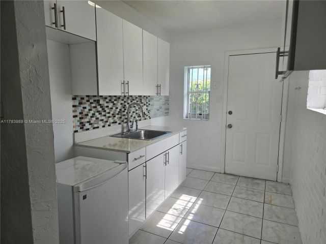 Home for rent at 3310 NW 214th St - photo 6008024