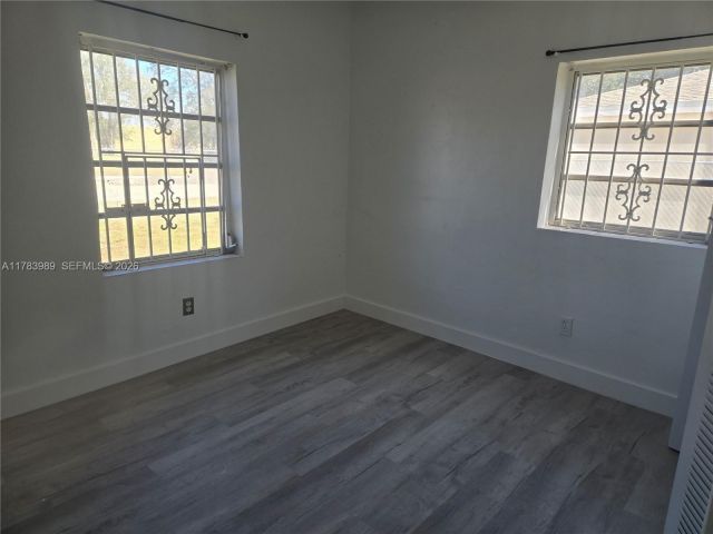 3-bedroom home for rent in Miami Gardens - 3310 NW 214th St - MondialRealty