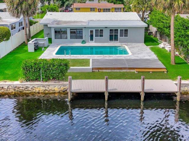 Home for sale at 400 NW 20th Street - photo 6271537