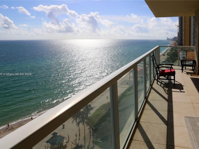 Apartment for sale  Unit #1202 - photo 5922112