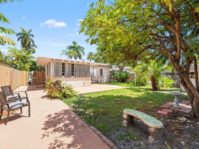 Home for sale at 1340 Adams St - photo 5938503