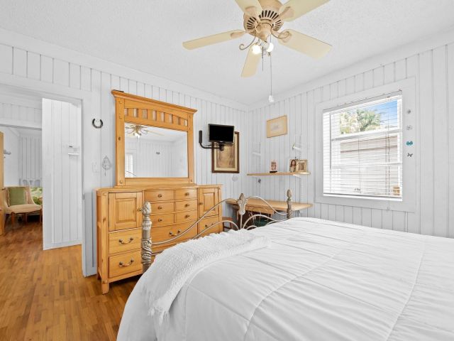 Home for sale at 1340 Adams St - photo 5938506