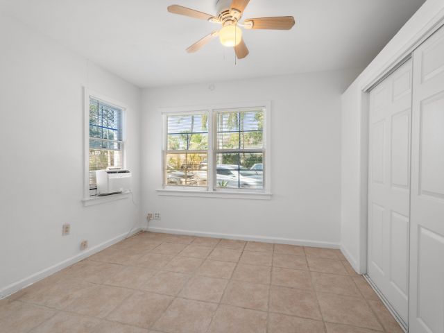 Home for rent at 4815 N Flagler Drive - photo 5863946