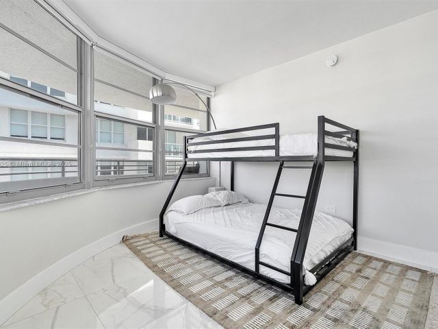 Apartment for sale  Unit #16B - photo 5906586