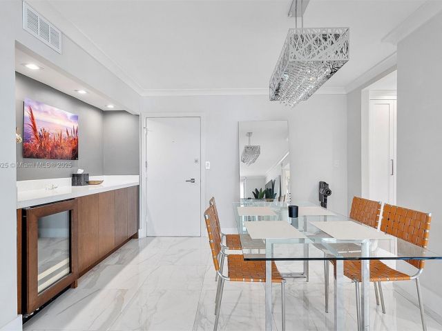 Apartment for sale  Unit #16B - photo 5906594