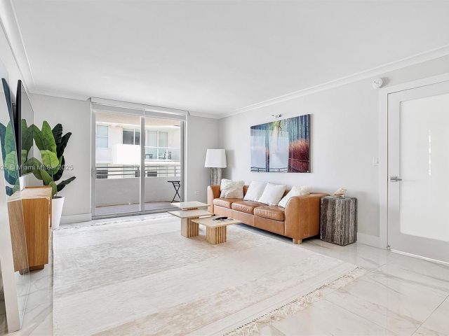 Apartment for sale  Unit #16B - photo 5906601