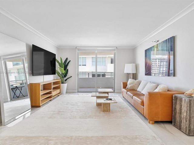 Apartment for sale  Unit #16B - photo 5906605