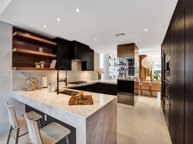 Apartment for rent  Unit #S306 - photo 5871478