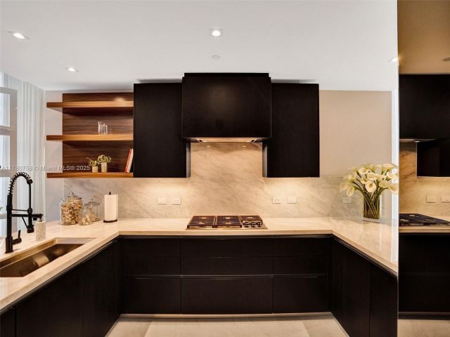 Apartment for rent  Unit #S306 - photo 5871481