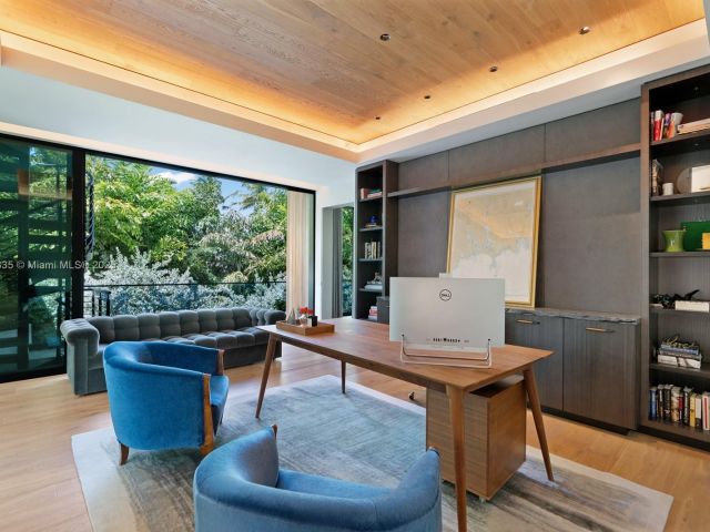 Home for sale at 609 E Dilido Dr - photo 5931845