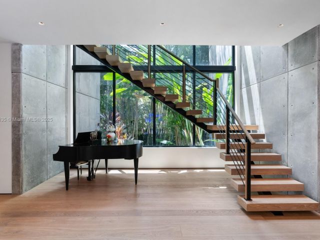 Home for sale at 609 E Dilido Dr - photo 5931846