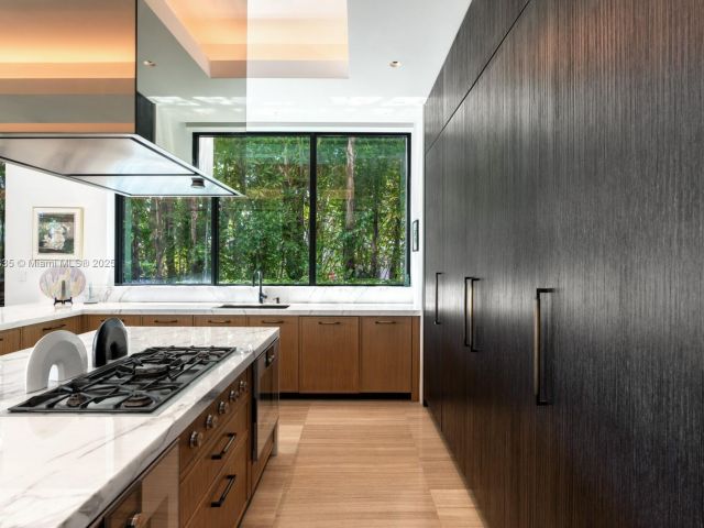 Home for sale at 609 E Dilido Dr - photo 5931855