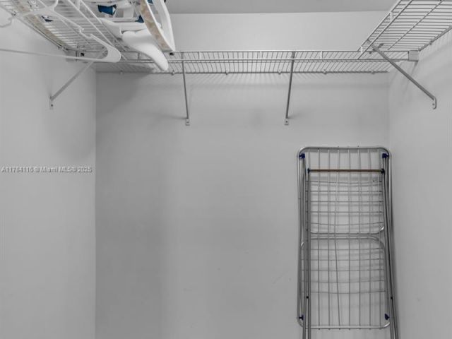 Apartment for sale  Unit #1723 - photo 5914014