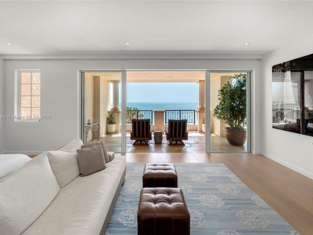 Apartment for sale  Unit #7654 - photo 5907746