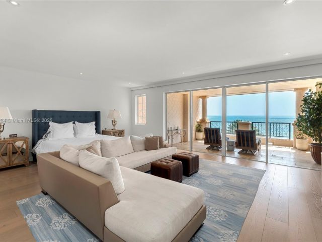 Apartment for sale  Unit #7654 - photo 5907747