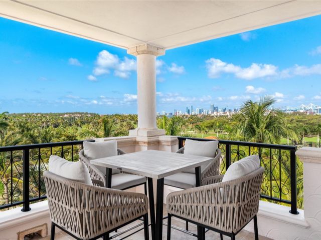 Apartment for sale  Unit #7654 - photo 5907754