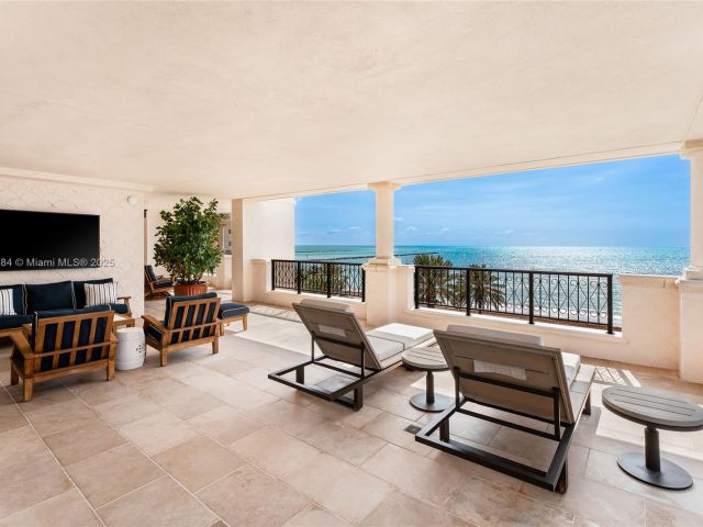 Apartment for sale  Unit #7654 - photo 5907764