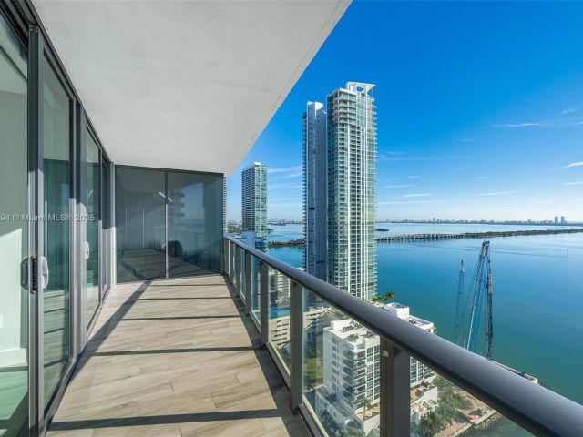 Apartment for sale  Unit #2707 - photo 5926941