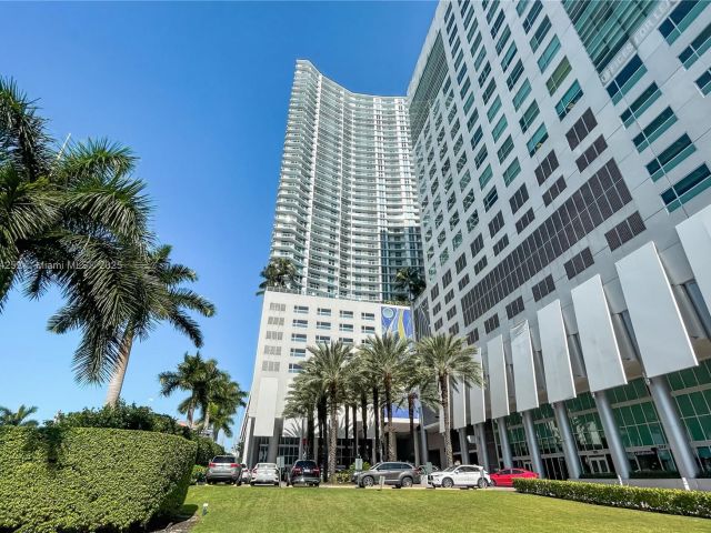 Apartment for sale  Unit #4209 - photo 5916099