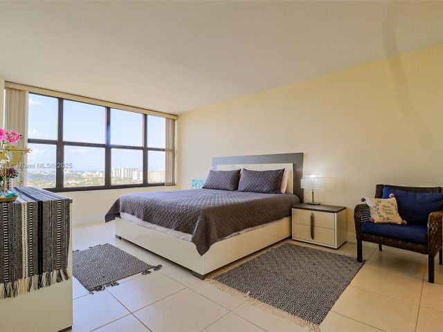 Apartment for rent  Unit #2107 - photo 5902394