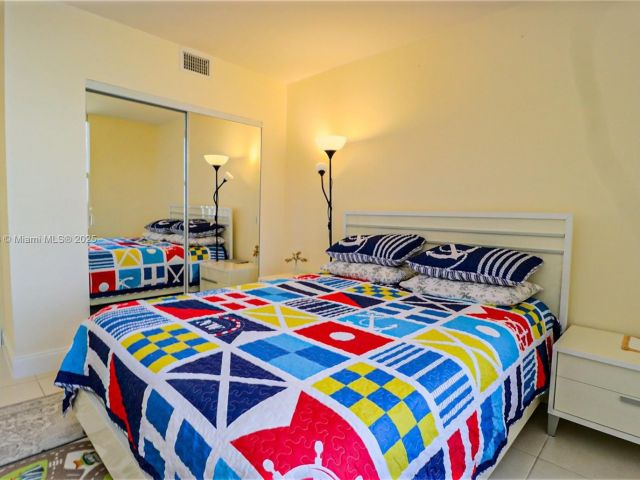 Apartment for rent  Unit #2107 - photo 5902395