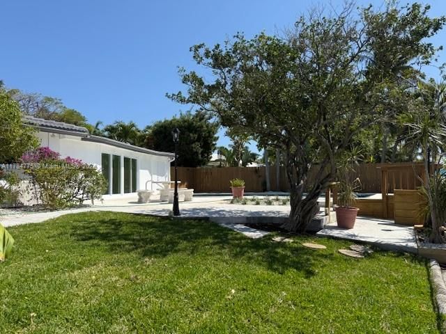 Home for sale at 411 SE 6th Ave - photo 5881672