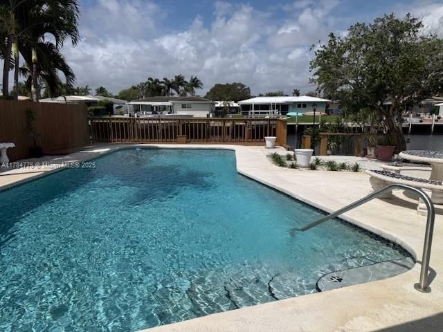 Home for sale at 411 SE 6th Ave - photo 5881690