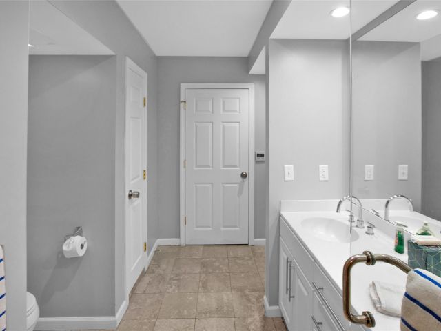 Home for sale at 1062 SE 22nd Ave - photo 5936972