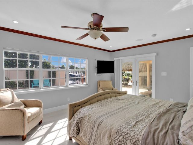 Home for sale at 1062 SE 22nd Ave - photo 5936974