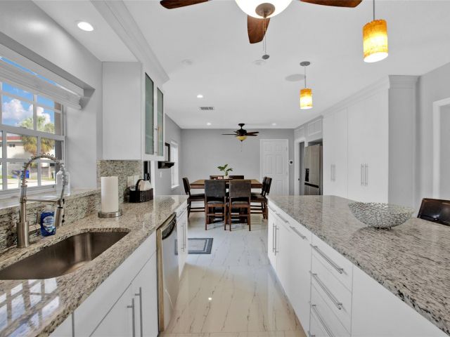 Home for sale at 1062 SE 22nd Ave - photo 5936978