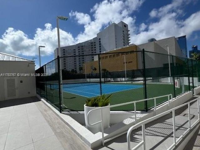 Apartment for sale  Unit #808 - photo 5918467