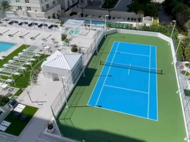 Apartment for sale  Unit #808 - photo 5918472