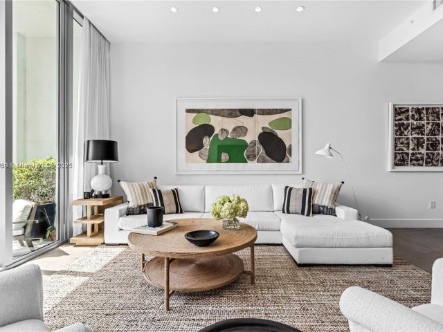 Apartment for sale  Unit #BH6 - photo 5960477